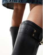 Tay leather buckle biker boots in black