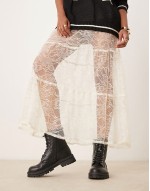 lace up low ankle boot in black