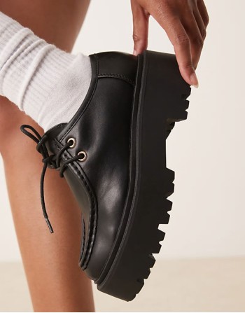 Marley lace up flat shoe in black