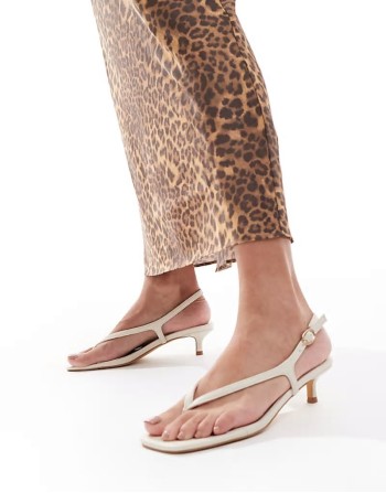 ‌Stylish strap detail thong heeled sandals in cream